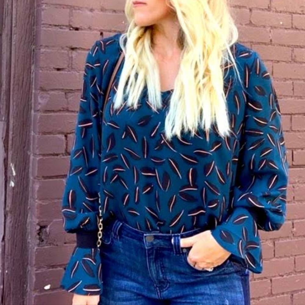 CAbi Shadow Leaf Blouse - Size Large